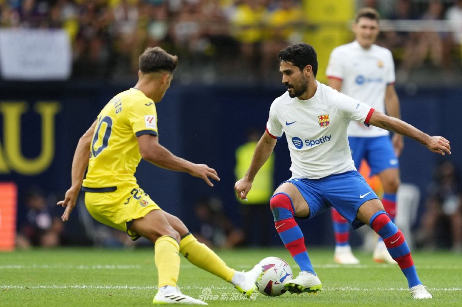 在裁判哨响 在裁判哨响